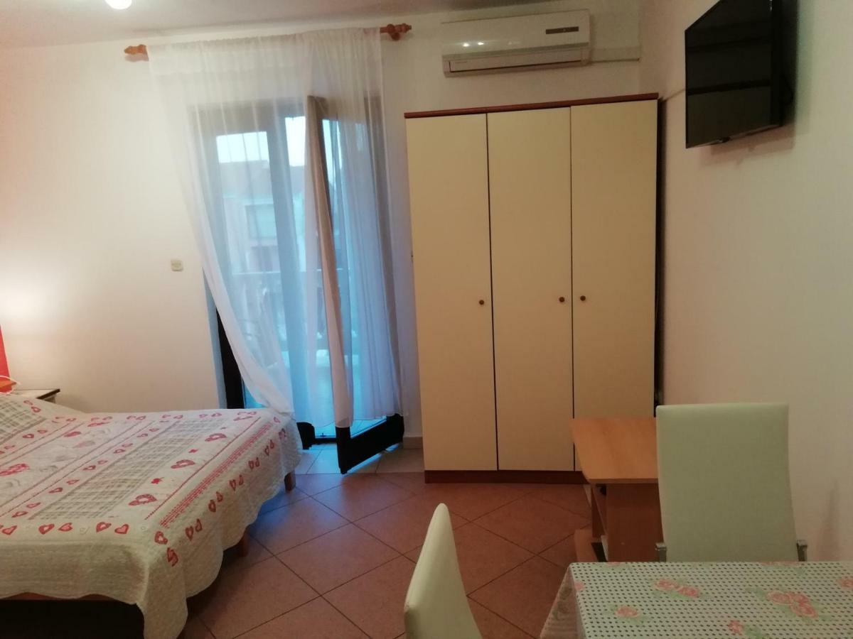 Apartment Plavia Biograd Biograd Na Moru Zewnętrze zdjęcie